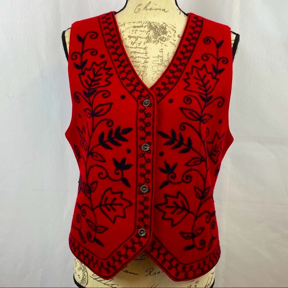 Vintage Chrysantheme Wool Embroidered Vest‎ V-neck Button Front Exquisite